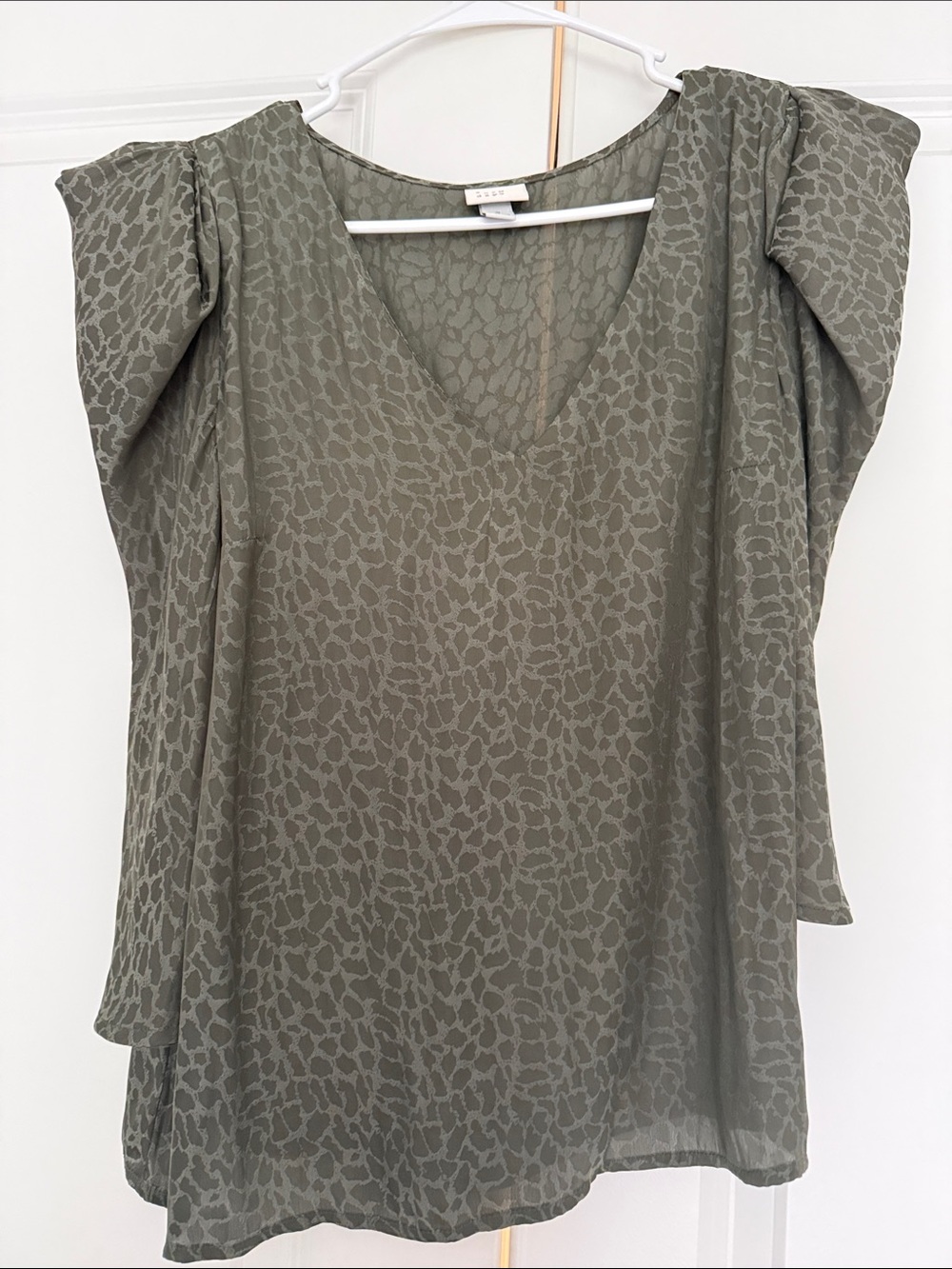 NWOT a New Day Olive Green V-Neck Puff Sleeve Blouse